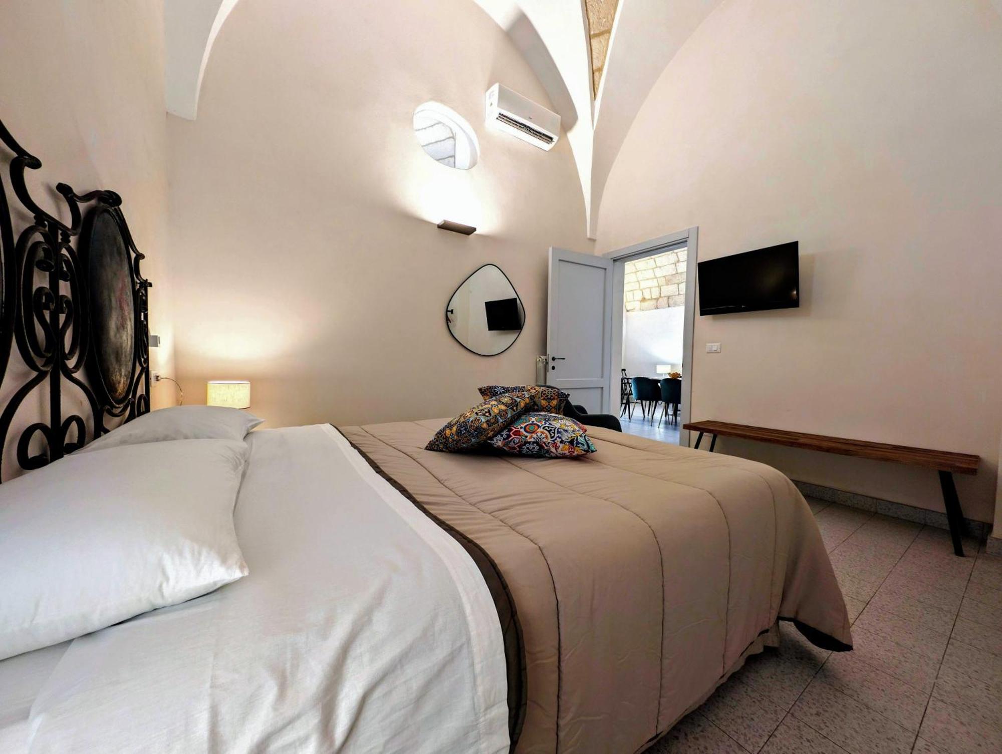 Oikia Vacanze Giuggianello Le Bey Exterior foto